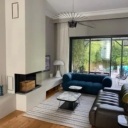 Villa Family House Centre, Pool, Garden, Air Conditioning *